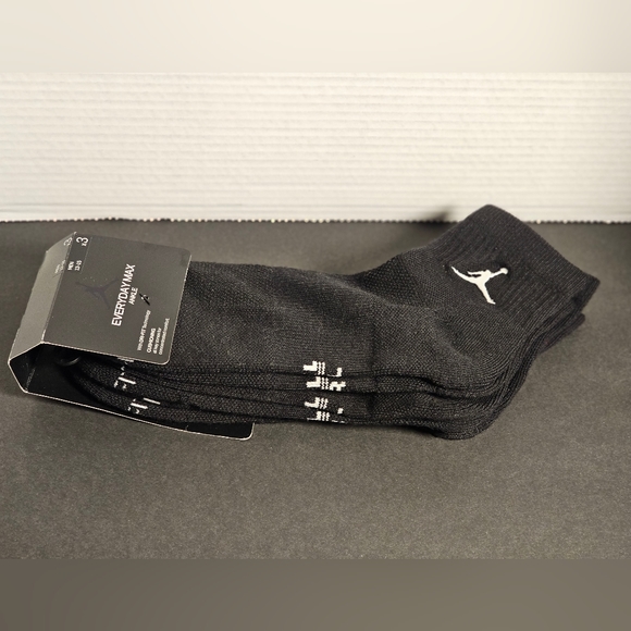 Jordan Other - Nike Air Jordan everyday max DriFit ankle socks 3 pack size 12-15